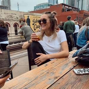 Meet your Posher, Emily